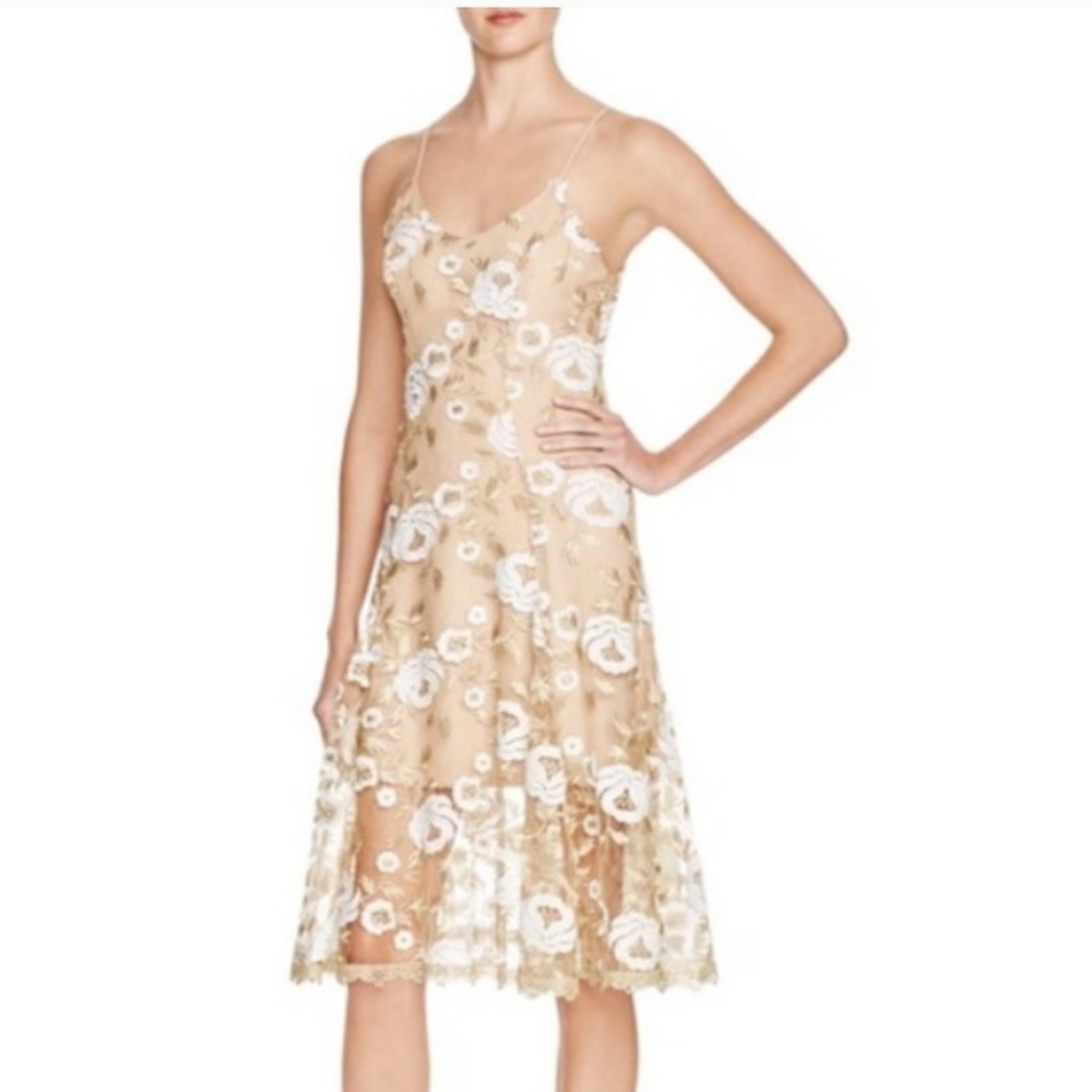 DRESS THE POPULATION Anne Floral Appliqué Slip Dress | Size M